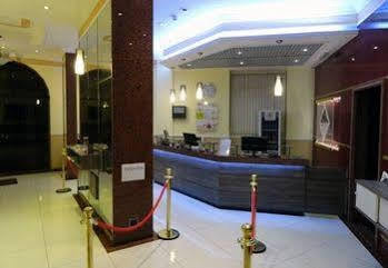 Rede Andrade Piratininga 酒店 3*